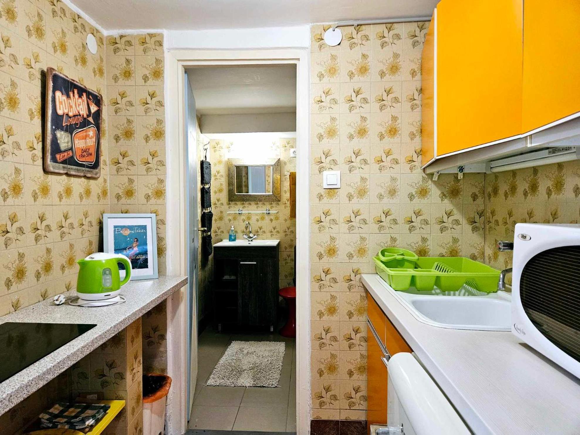 For Cyclists Ride In Appartement